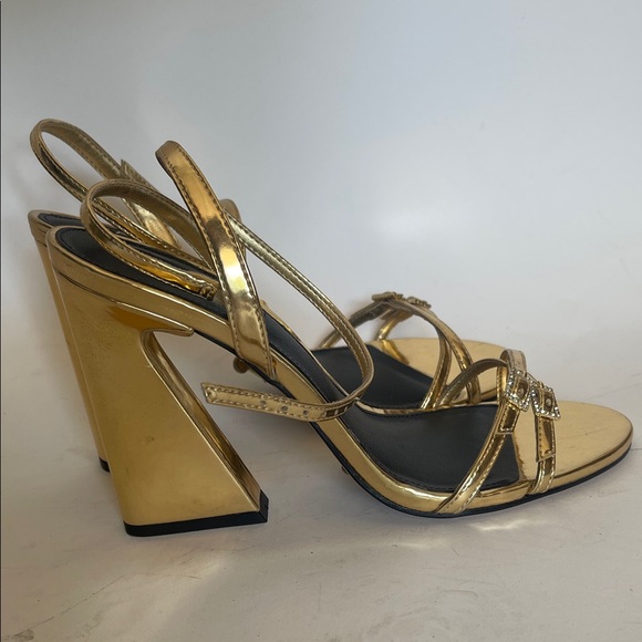 Aqua sandalia Gold Strappy Block Heels - Picture 1 of 8